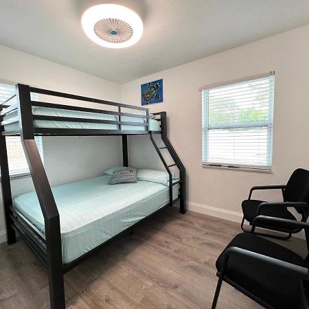 Hostal Beach Vacation Mode Bradenton Buitenkant foto