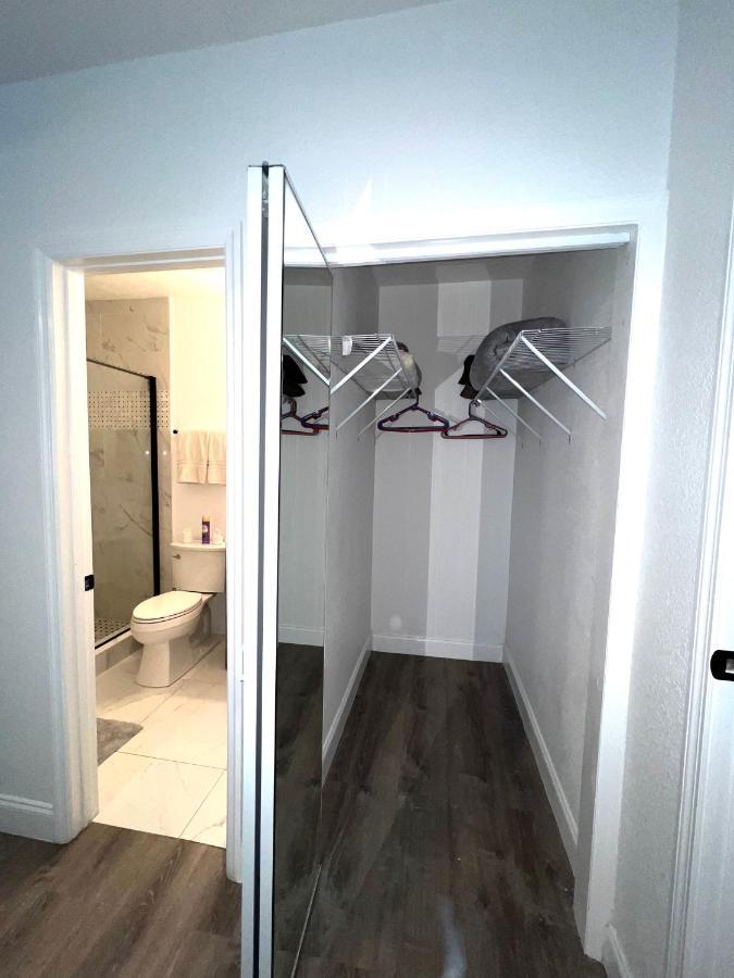 Hostal Beach Vacation Mode Bradenton Buitenkant foto